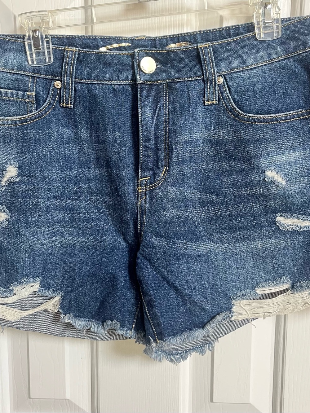 Ladies Women’s Seven Weekend Jean Shorts Denim Blue Jeans Fray Hem Size 8 NWT